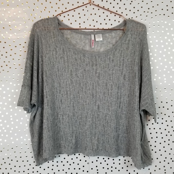 BONGO | Burnout Gray Knit Short Sleeve Crop Top - Picture 1 of 7